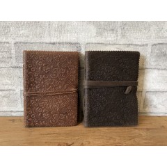 

BUKU / BUKU KULIT / LEATHER JOURNAL FLORAL EMBOSS MEDIUM / BUKU VINTAGE / BUKU TULIS