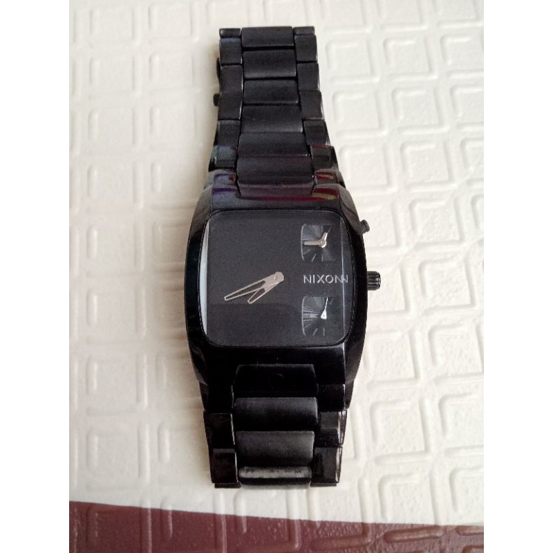 jam tangan nixon