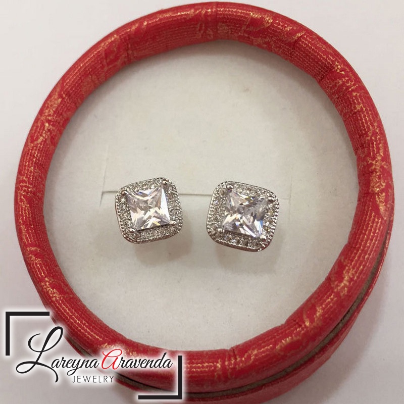 Anting Korea Wanita Perak S925 Model Square Cut Kristal Crystal Mewah AT035