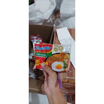 

INDOMIE GORENG, GEPREK, AYAM POP DLL