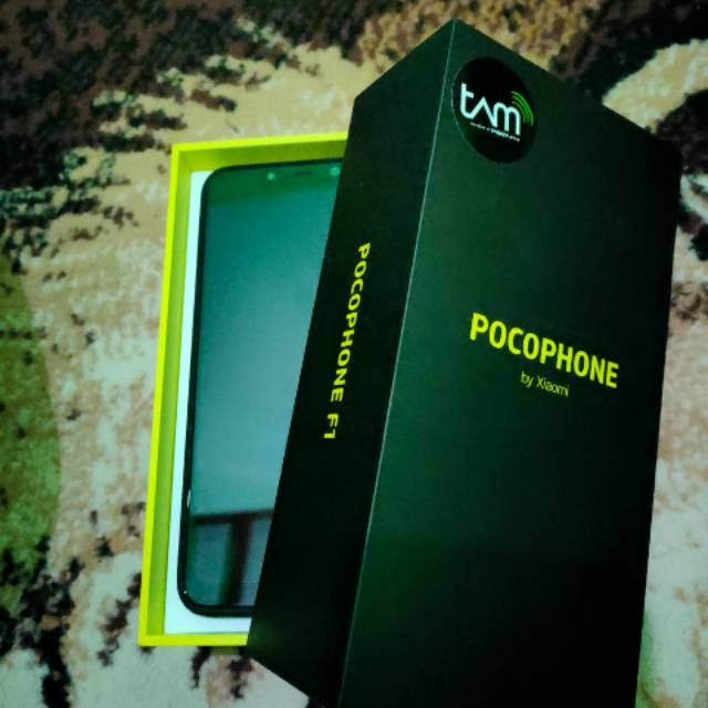 Pocophone F1 Bekas Mulus 6GB/128GB Garansi TAM