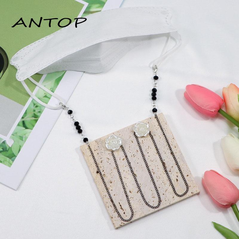 Kalung Rantai Dengan Liontin Topeng Bunga Retro Anti Jatuh Untuk Wanita