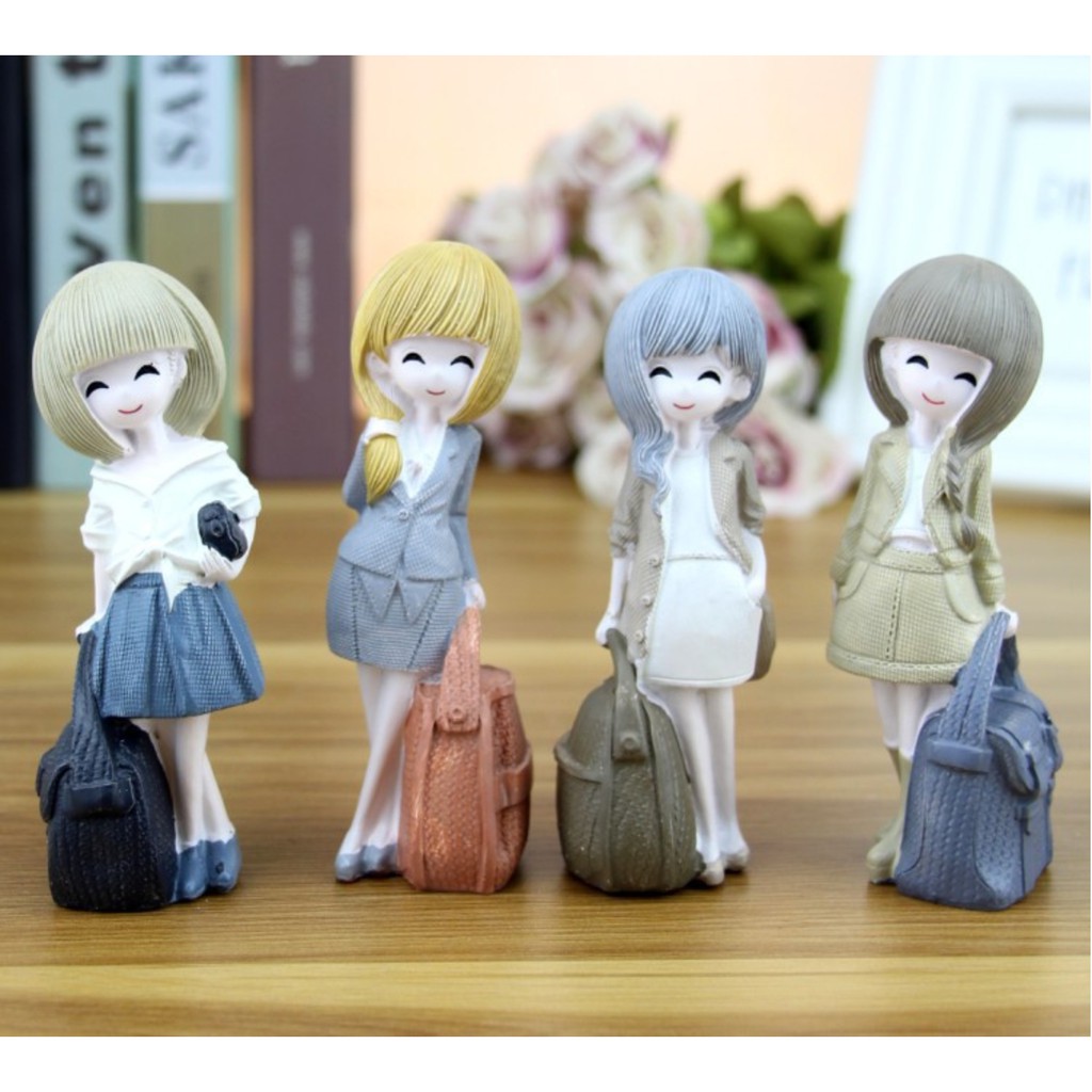 Resin Girl With Bag / Patung Pajangan Cewe Sosialita Tas Kado Souvenir