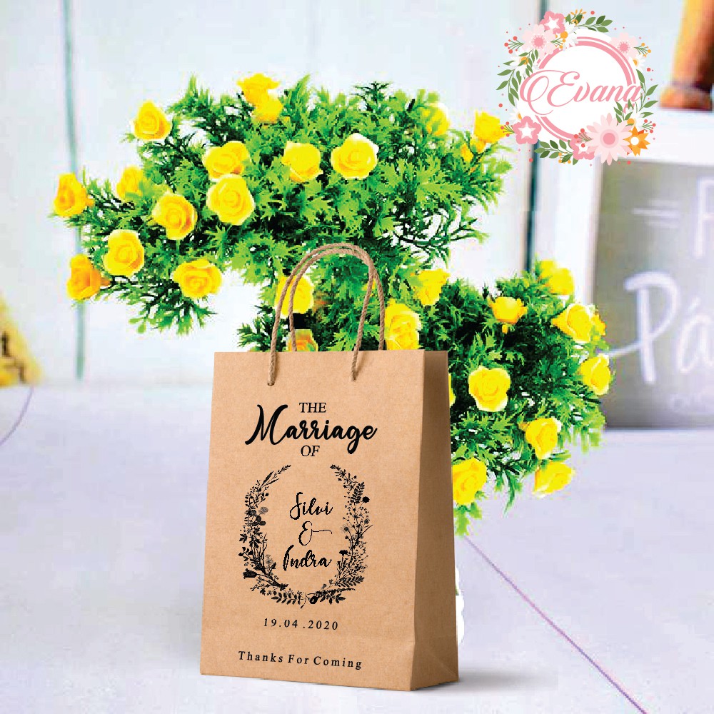 

Paperbag Custom Design Suka2 - Size 9 x 5 x 15 cm