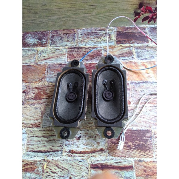 speaker tv led akari LE-32P88 LE32P88