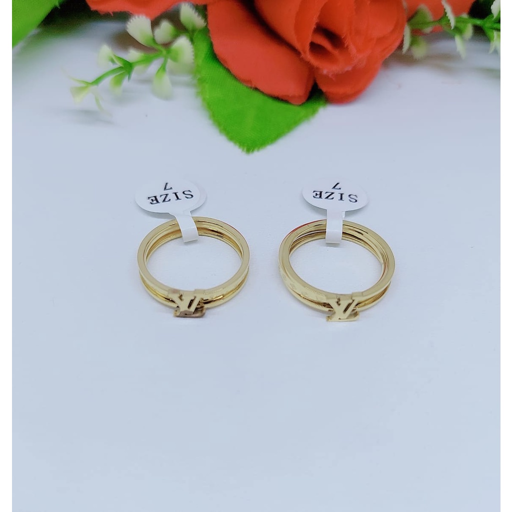 Cincin bulat polos perhiasan titanium A,B