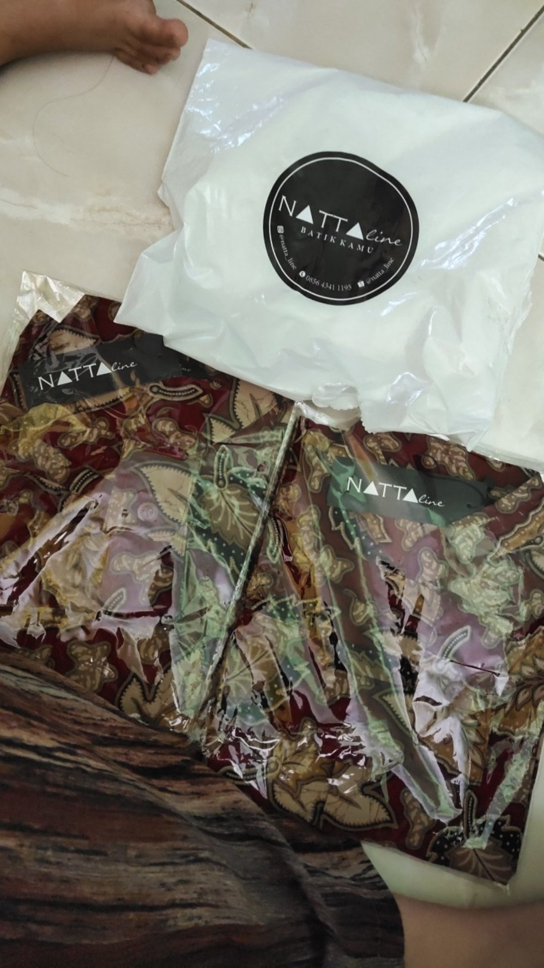 Couple Kemeja Batik Anak Lengan Panjang Baturaden Maroon By Nattaline