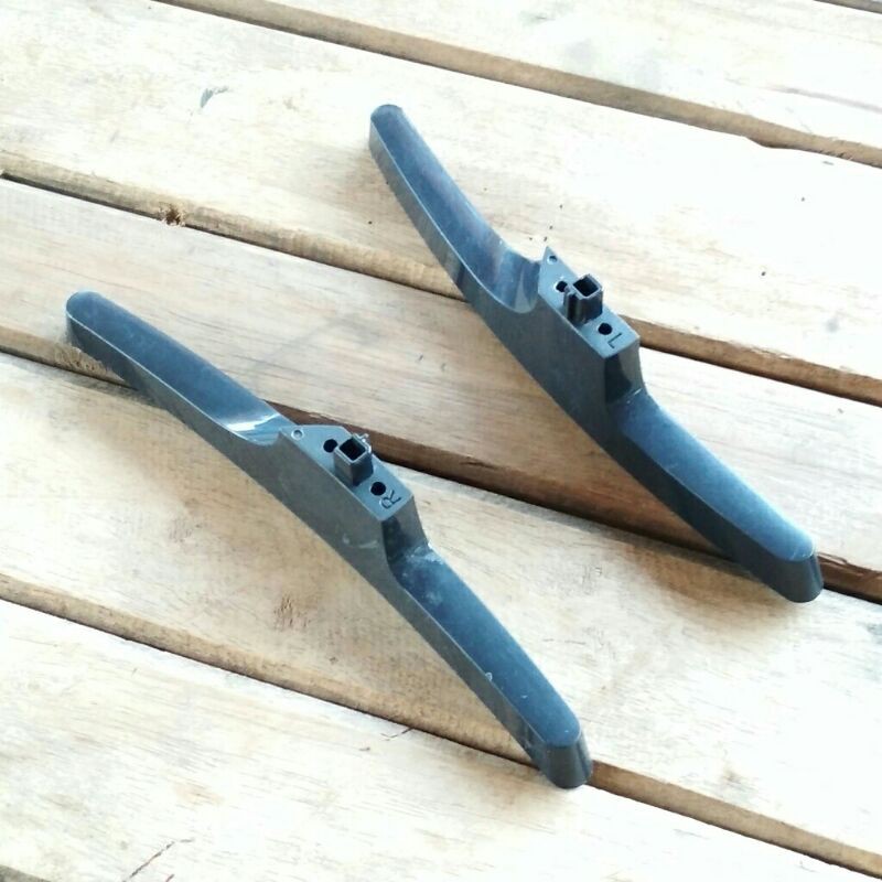 Stand Dudukan Kaki TV LED Samsung UA32J4003 UA32J4005 UA32J4303 UA32J4003AR UA32J4005DK UA32J4303AK 