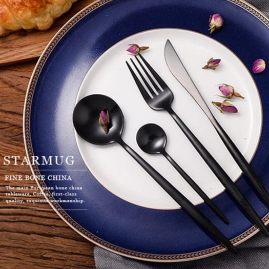 Triple W Korea Cutlery Set 4in1 Gift Box Peralatan Makan Sendok Garpu Set Stainless Steel Premium