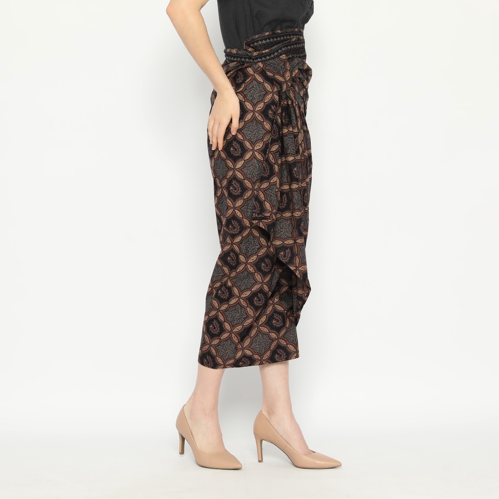 ROK LILIT BATIK Skirt Kebaya Instan Modern Wanita Warna Hitam Coklat 729555 Cap 72 - Rok Batik Lilit Bawahan Skirt Kamen Kebaya Songket Batik Panjang Plisket Span Instan Jadi Bali Lembaran Premium Modern Untuk Wanita Kondangan