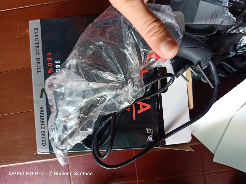 Mesin Bor 10mm Model Maktek Merk Uchiha Qualiti Japan Bolak Balik Besi Kayu Tembok