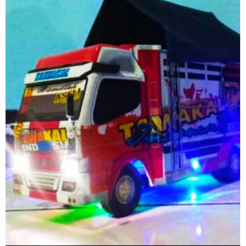 miniatur truck