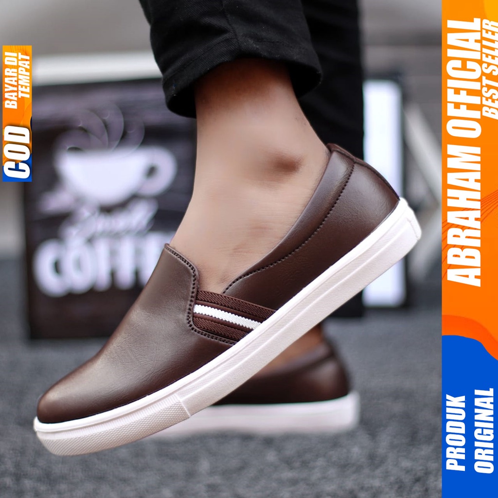 Abraham Nue - Sepatu Slip On Santai Casual Hitam Pria Original