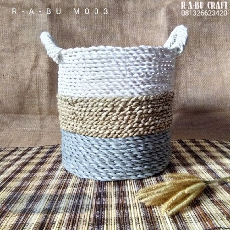 

Promo (M003) Seagrass Basket Keranjang 26x19cm|Cover Pot|Laundry|Keranjang|Gift|Wadah|Tempat|Basket|Vas