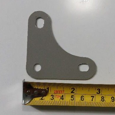 PLAT SIKU LUBANG 7CM × 7CM / SIKU SEGITIGA UNTUK BESI RAK LUBANG