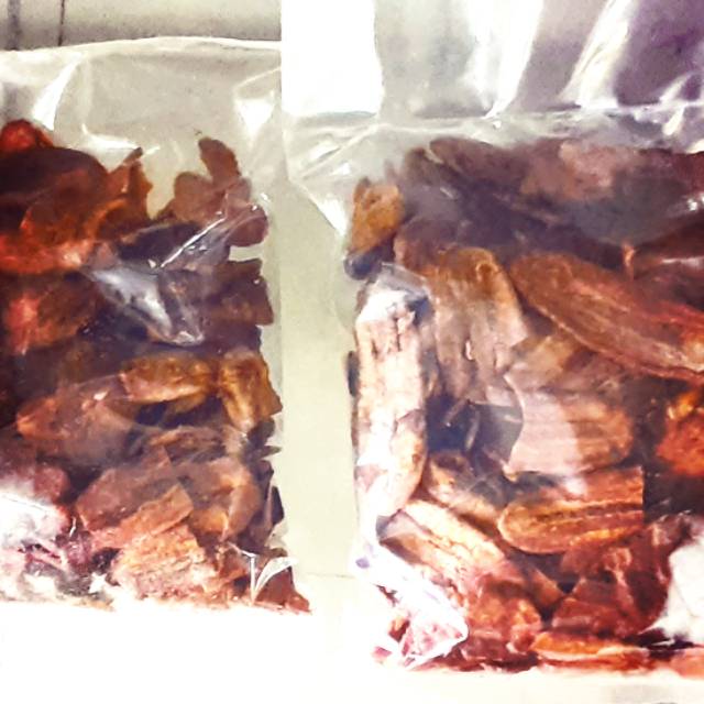 

Keripik pisang sale 500gr (gambar sebelah kanan), cocok untuk lebaran