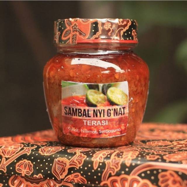 Sambal Terasi Nyi Gnat 175gr 
Botol Plastik