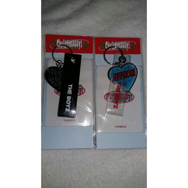 [READY STOCK] THE BOYZ KEYRING CHRISTMASSY