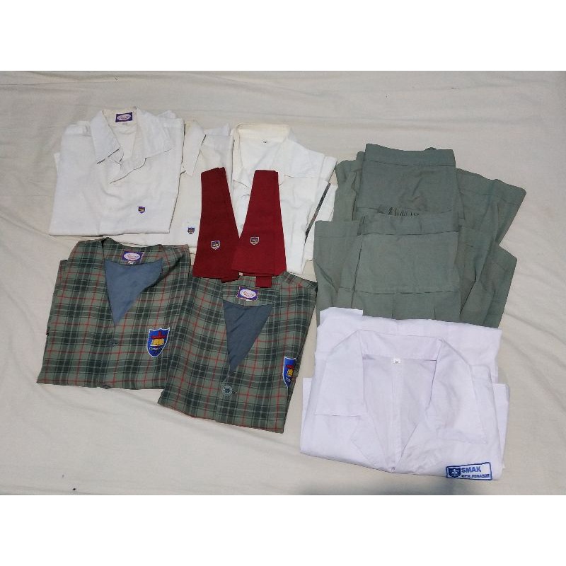 Seragam SMA Penabur Preloved
