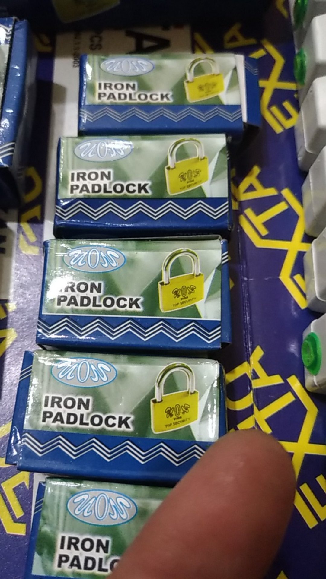 Vion Gembok Kuning 20mm