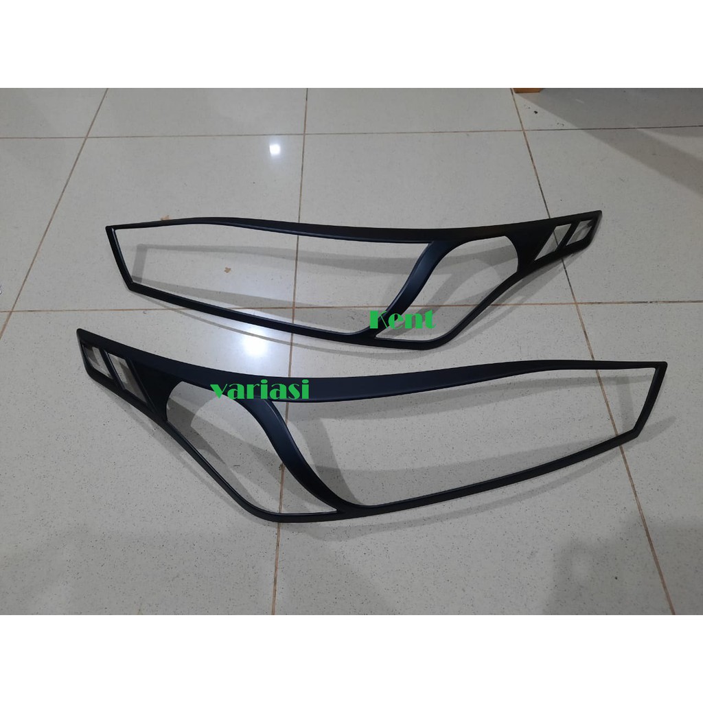Garnish garnis list cover lampu depan Grand new Yaris hitam