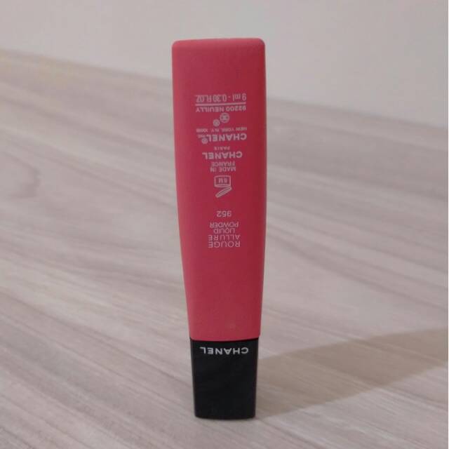 Preloved Chanel Rouge Allure Liquid Powder
