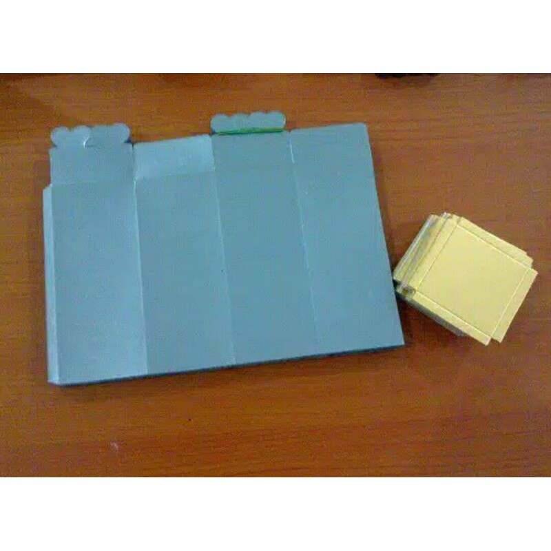 kotak mika souvenir 8x8x15