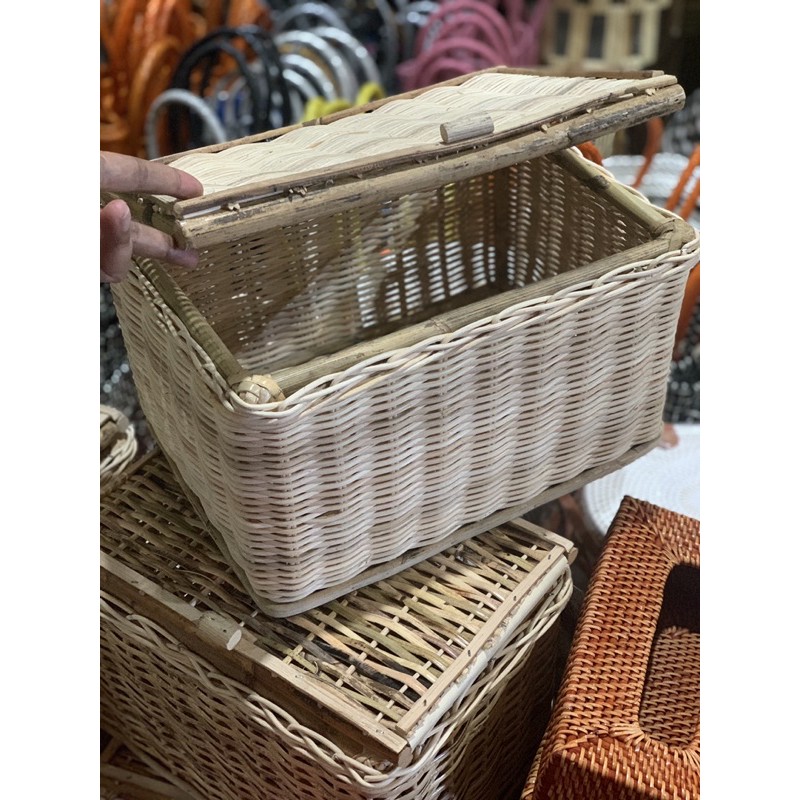 Kotak box rotan kulit