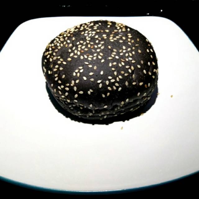 

Roti burger hitam wijen