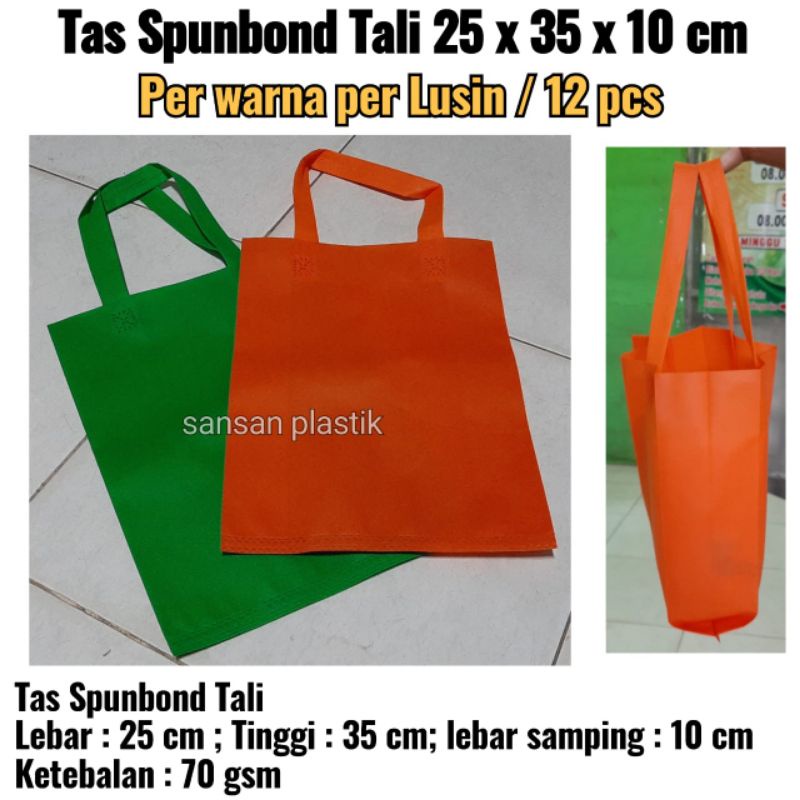 

Tas Spunbond Tali 25x35x10 cm / Goodie Bag isi 12 Pcs
