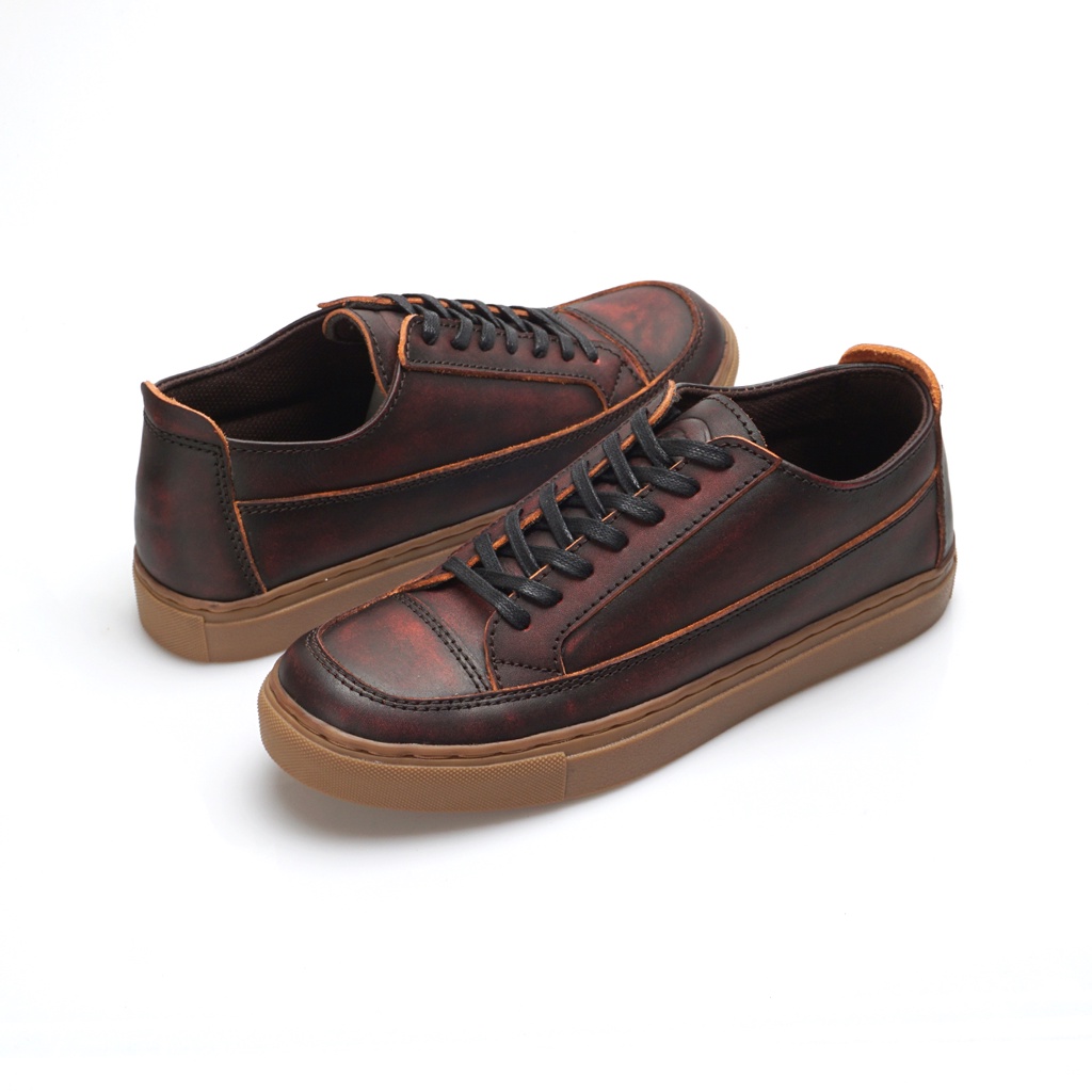 OLAF MAROON ORIGINAL x GREATA Sepatu Sneakers Kulit Sapi Asli Pria Kets Tali Casual Jalan Santai Main Hangout Kuliah Kerja Formal Pesta Kondangan Simple Distro Fashion Genuine Leather Shoes Premium Gum Sole Skate Footwear Keren Terbaru Kekinian Branded