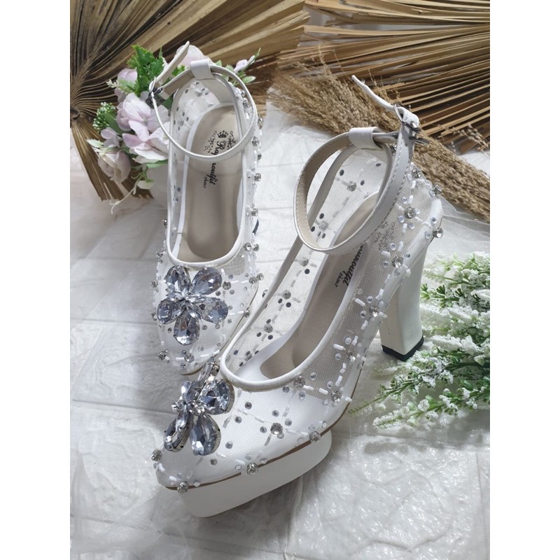 sepatu merrisna putih tali diamont cantik dan mewah 10cm