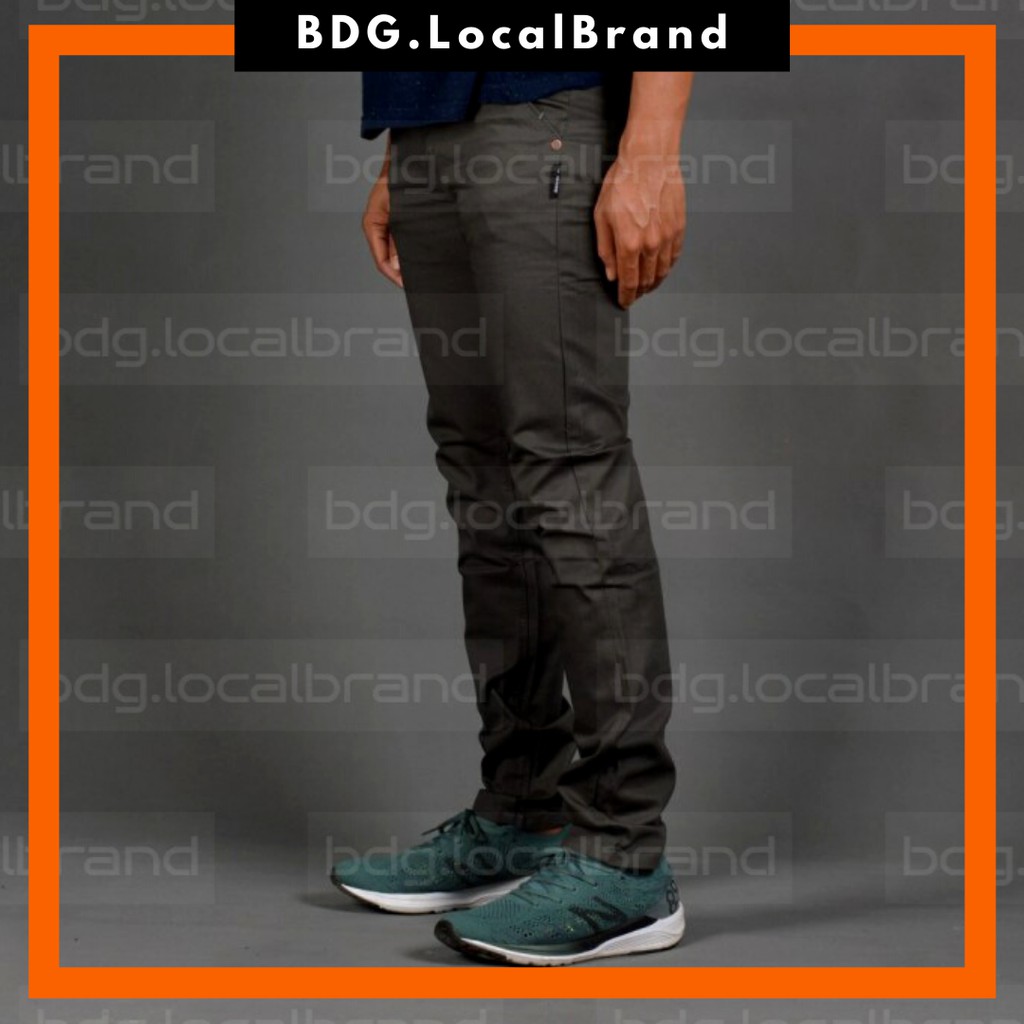 CHINO INONE DARKGREY