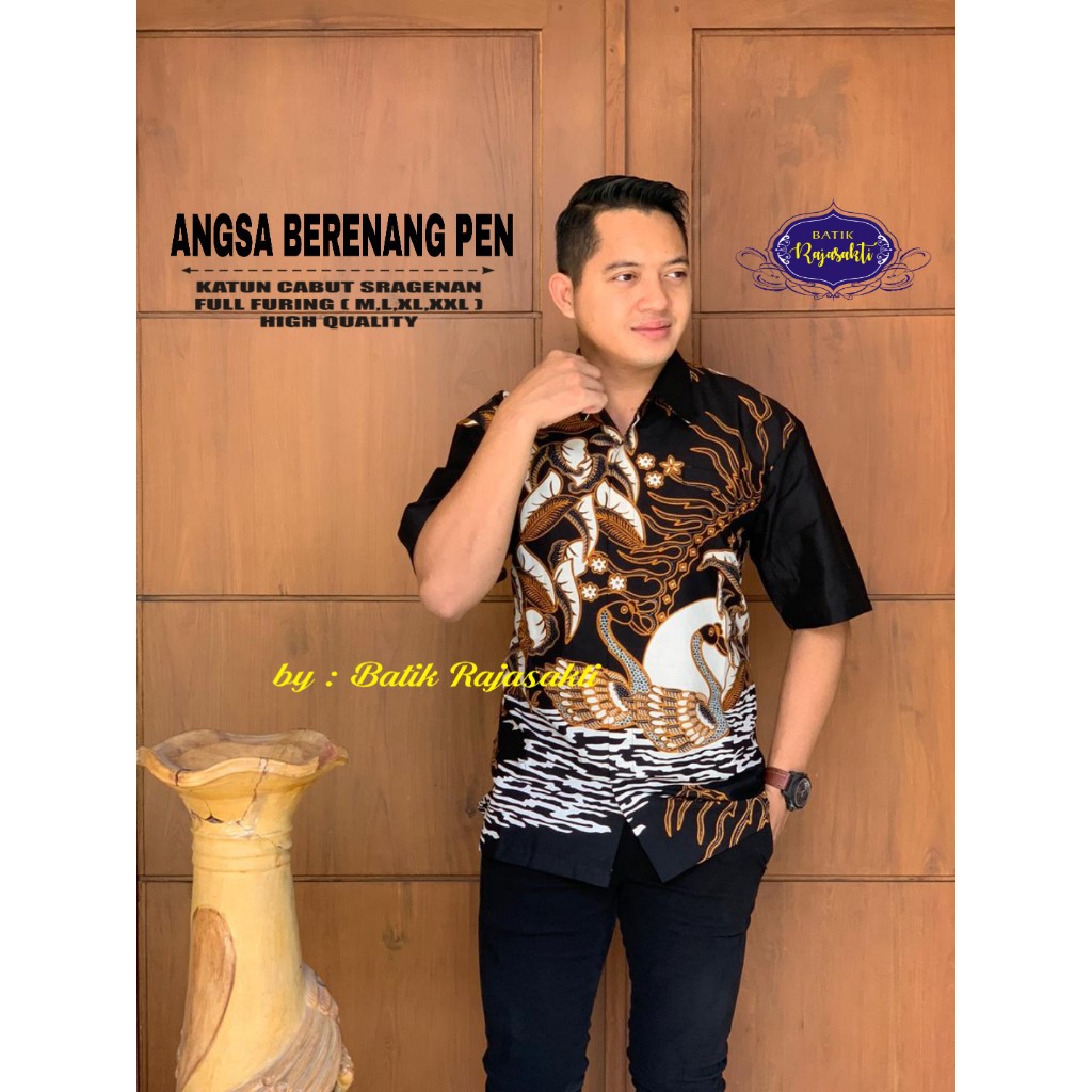 ANGSA BERENANG RAJASAKTI KEMEJA BATIK SOLO PRIA LENGAN PENDEK  LAPIS FURING ATASAN BATIK PREMIUM MODERN KATUN HALUS BAHUWIRYA  BANAMITRA BANAMITRA PUTIH BANGSAWAN BAYU PUTRA BERLIAN BIRU BHARATAYUDA BIMASENA BIRENDRA BIRU INDAH BRAHMAKERTA BRAHMAKERTA