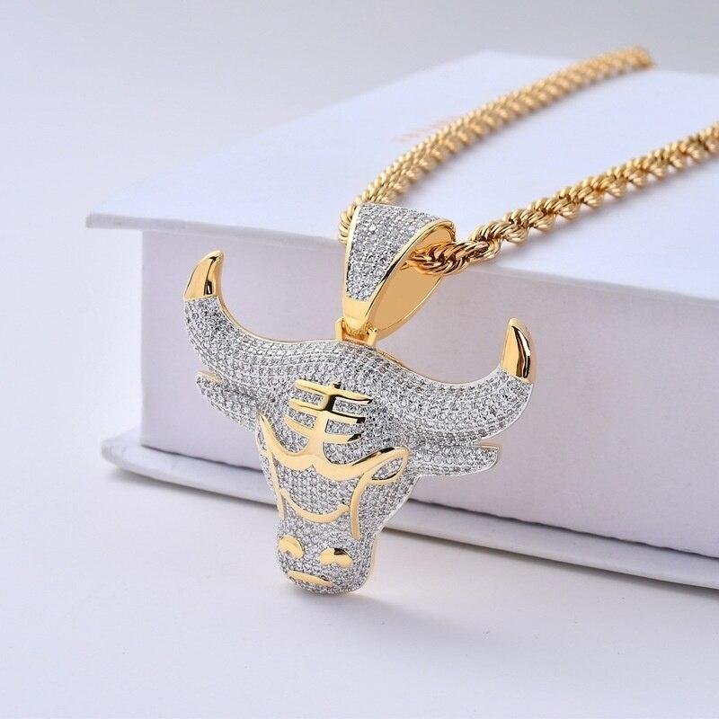 Kalung Liontin Kepala Banteng Full Zircon Berlian Imitasi Bahan Stainless Steel Warna Emas Untuk Pria