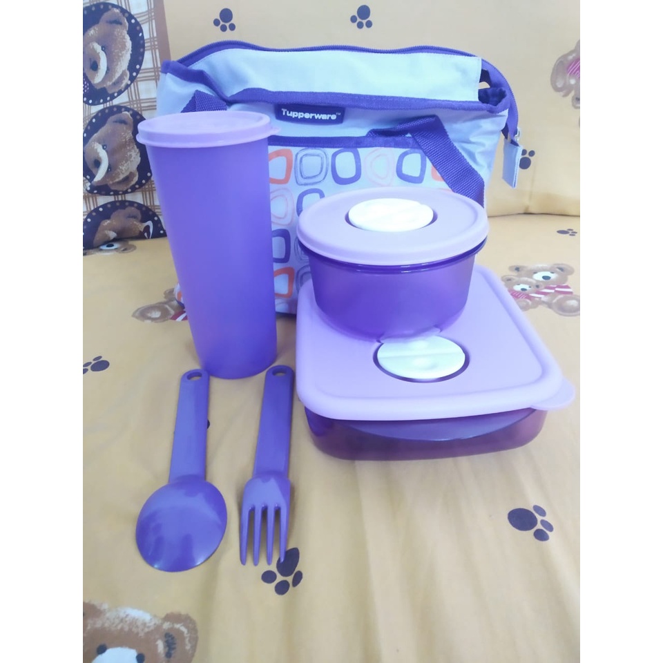 Cosmo lady tupperware tempat makan set dengan tas ungu