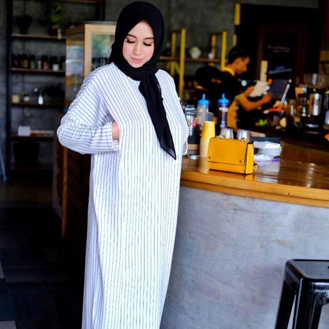 Gamis wanita premium motif garis