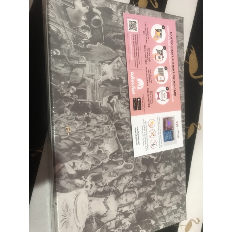 BOOKED SEALED Album Rose -R- First Single Album FREE POSTCARD YGS