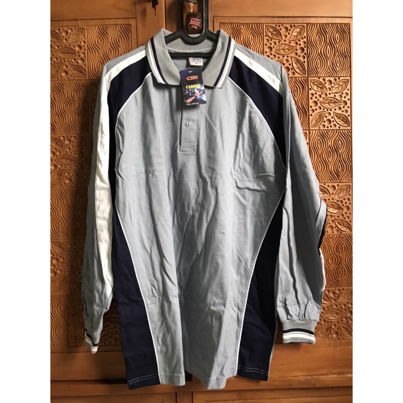 Kaos Olahraga Lengan Panjang Abu tua