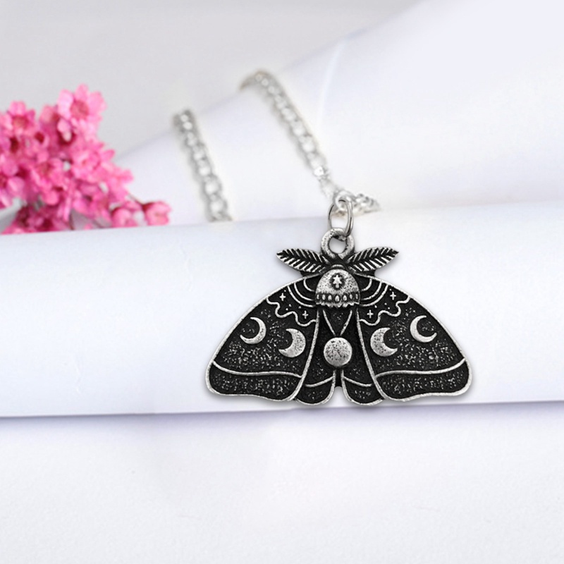 Moon Phase Luna Moth Pendant Necklaces Women Wedding Party Fashion Jewelry Chain Statement Necklace Gifts Female Bijoux