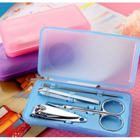 Manicure Pedicure Set Gunting Kuku Korek Telinga Jepit (BOX PLASTIK)