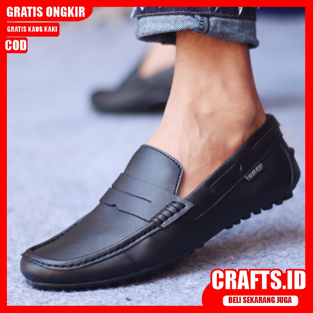 CRAFTS X VERONA Sepatu Slip On Pria Sepatu Pria Casual Kulit Syntetik Sepatu Kasual Pria Pantofel Kerja Kantor Kondangan Kuliah Semi formal Original Kekinian Terbaru Murah Kekian