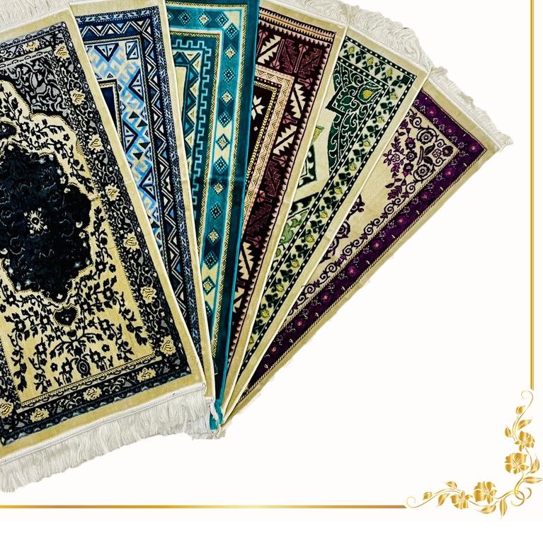 Sajadah Bulu Tebal MIDI Turki Yakar SPIEGEL