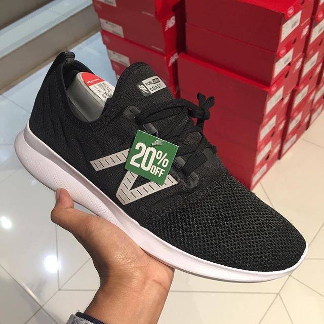 Jual new balance (mcstllb4) black white Indonesia|Shopee Indonesia