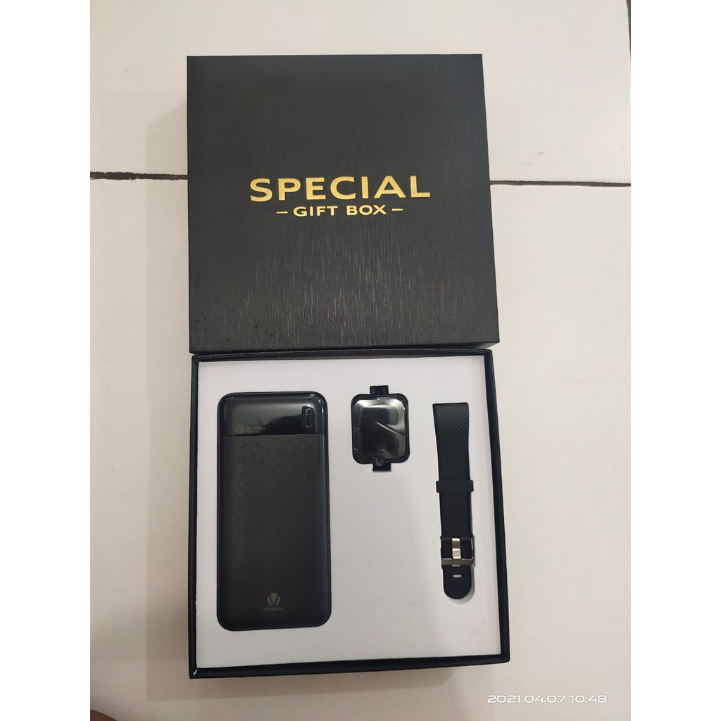 SPECIAL GIFTBOX VIVO 2 IN 1 ISINYA POWERBANK 10000 MAH &amp; SMARTBAND VIVO