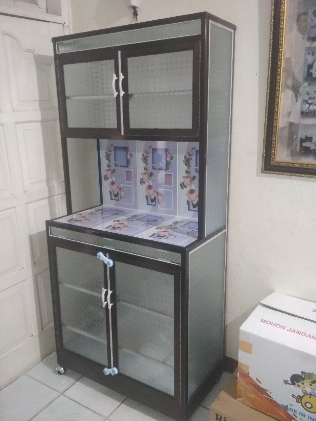 Rak Piring 2 Pintu Roda Kunci Tiang Besar + Dinding Samping Full Keramik (promo Harga)