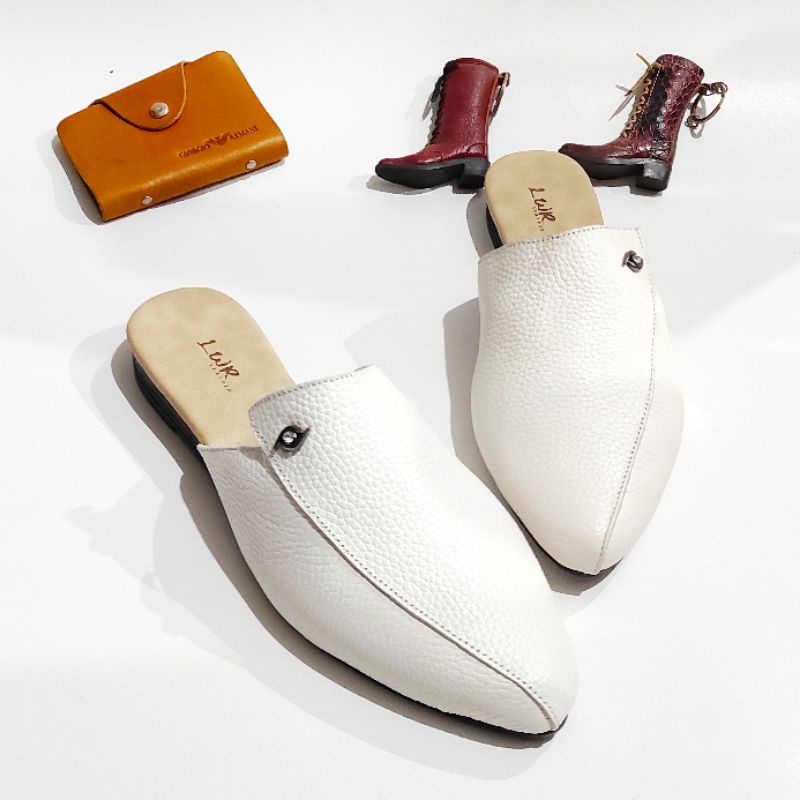 sepatu kasual wanita terbaru //flat shoes wanita asli kulit //sepatu bustong warna coklat muda