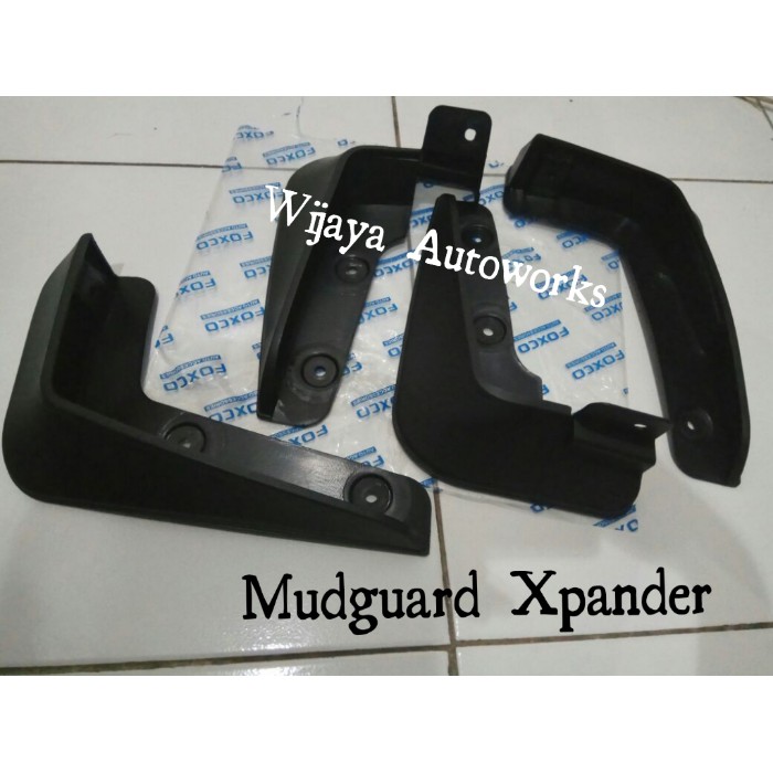 Mudguard / Mud Guard / Pelindung Lumpur Mitsubishi Xpander