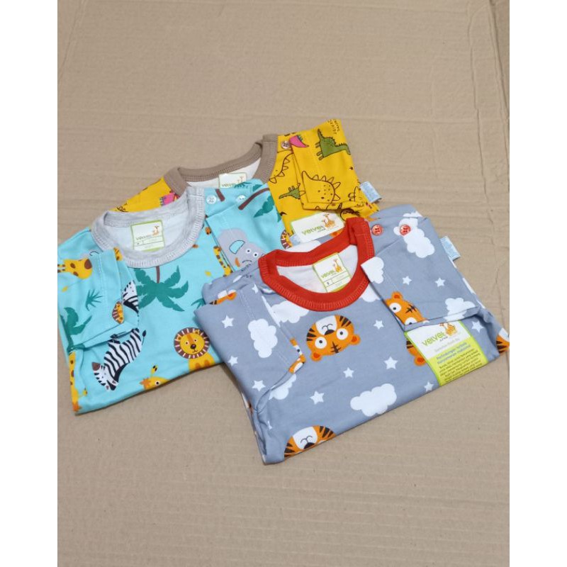 VELEVET-SETELAN OBLONG VELVET PENDEK SML-SETELAN VELVET