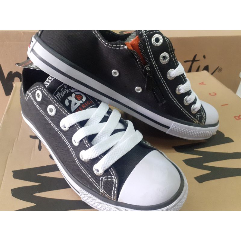 Sepatu MOTIX Footwear SLIM LOW - Sepatu Tali Pendek